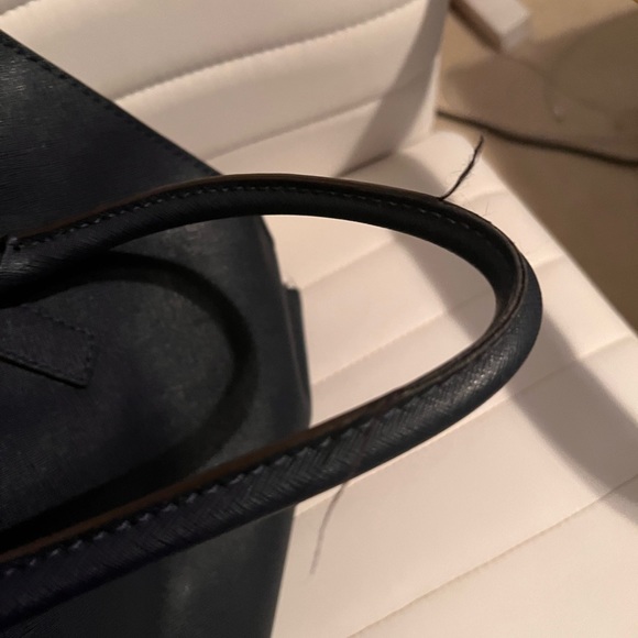 Michael Kors purse - Picture 5 of 5